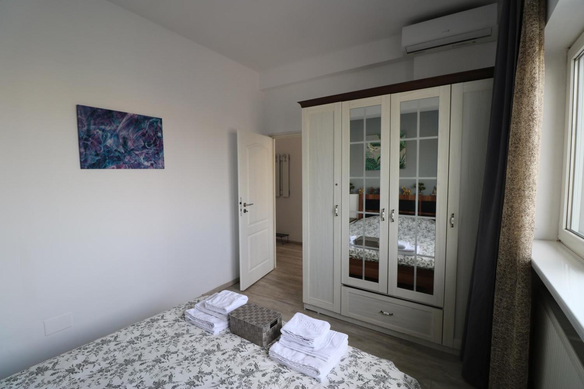 Cozy Deluxe Apartment - Old Town - Free Minibar ブカレスト エクステリア 写真